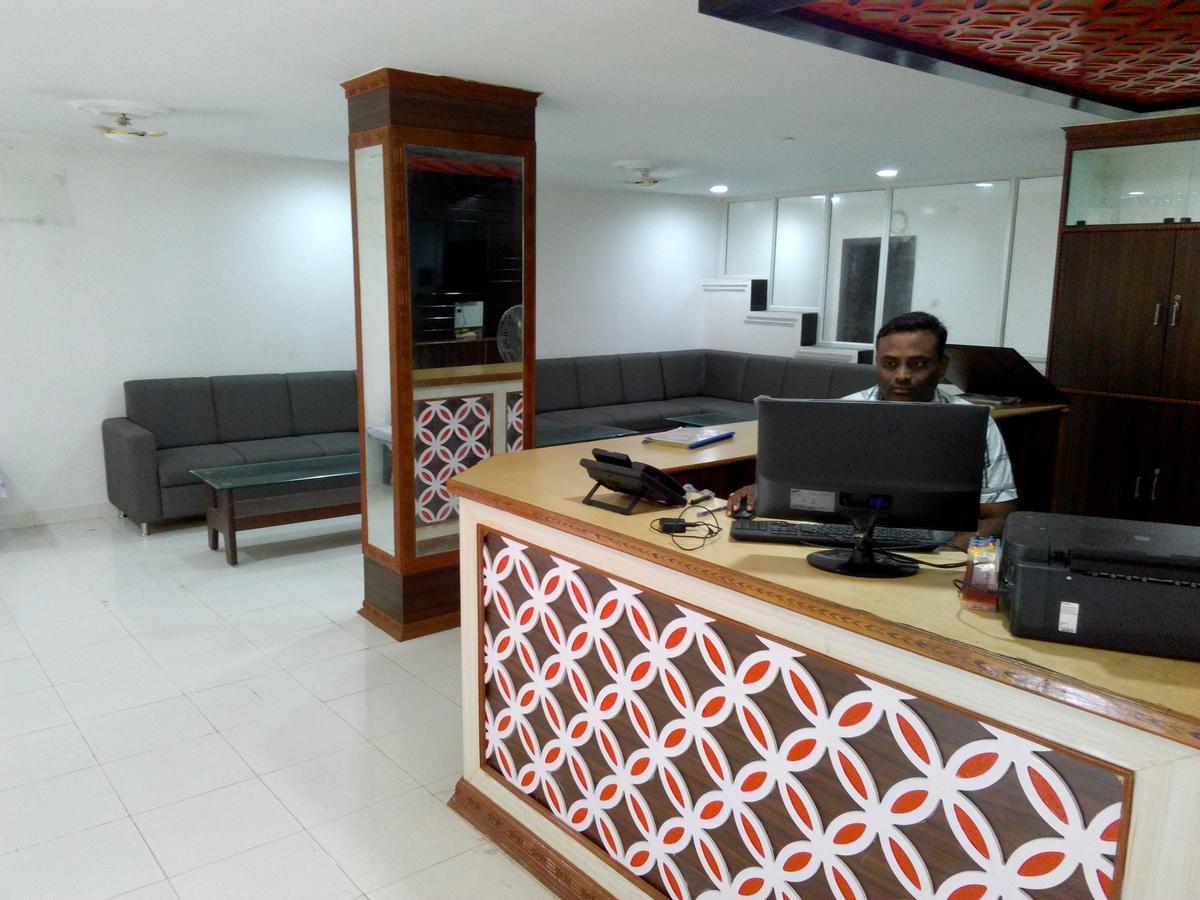 Hôtel Sahasra Residency à Haïdarabad Extérieur photo